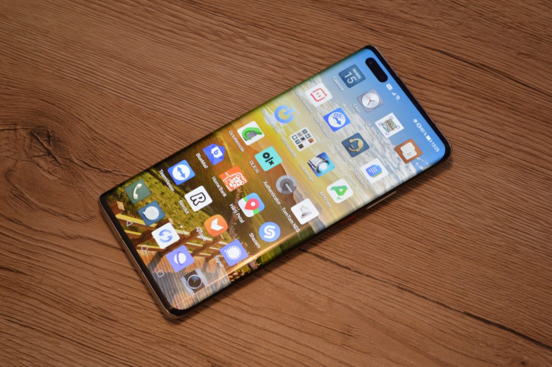 prima parerer despre huawei mate 40 pro 2021