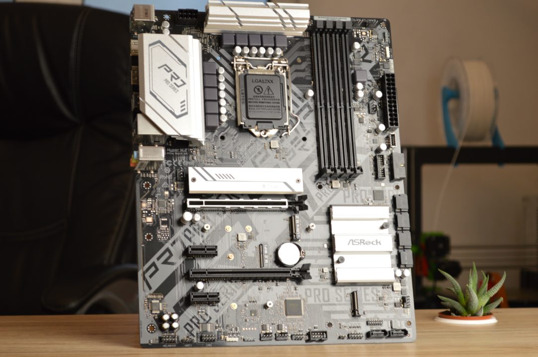  sfat achizitie ASRock B560 Pro4